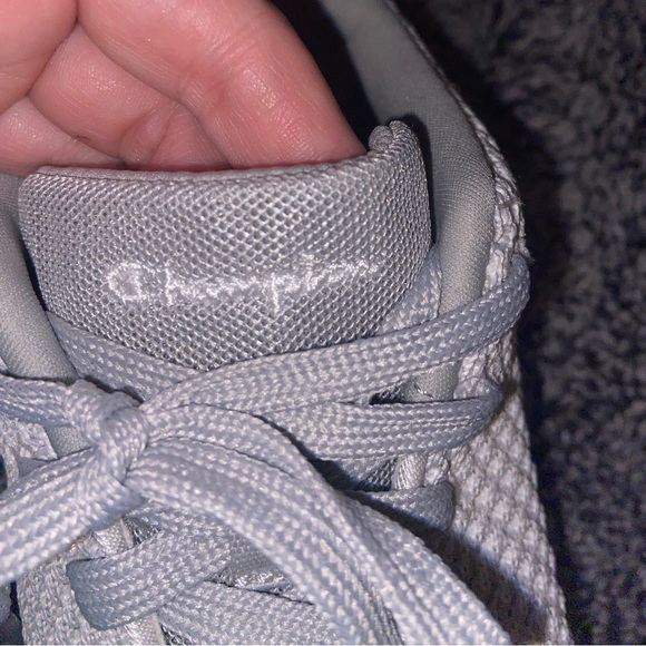Size 7 ladies champion runners in grey tone very comfortable! Brand new! - Picture 3 of 8